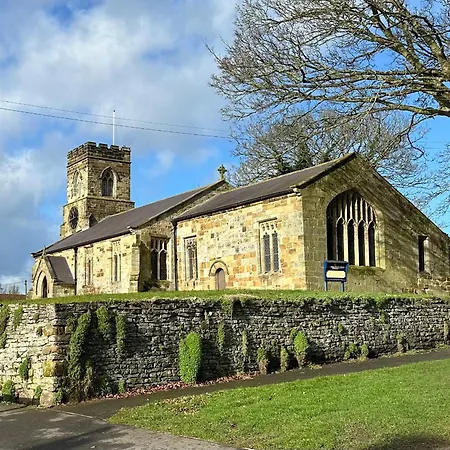 Firs Nook With Parking * Stillington